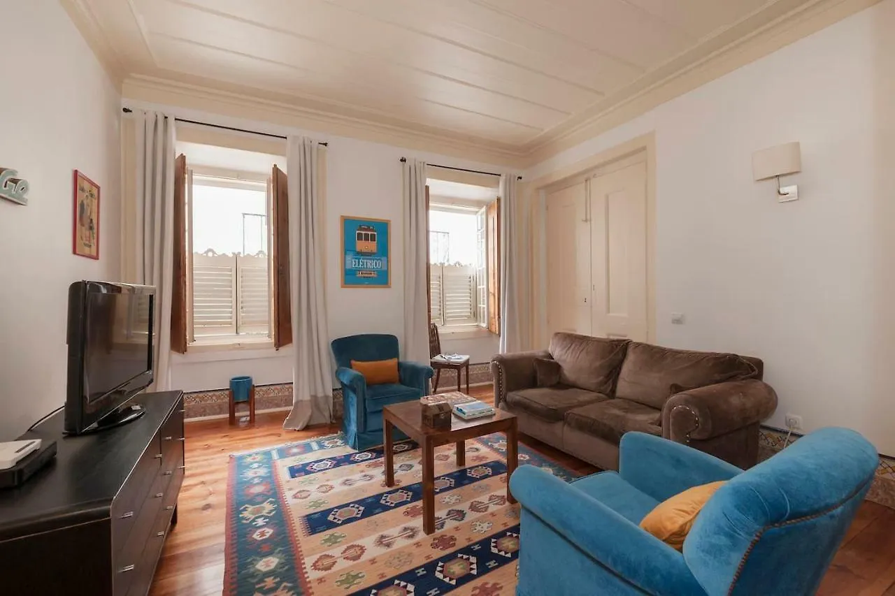 2 Bedroom Apartment With Patio Next To Avenida Da Liberdade Lisboa 0*,